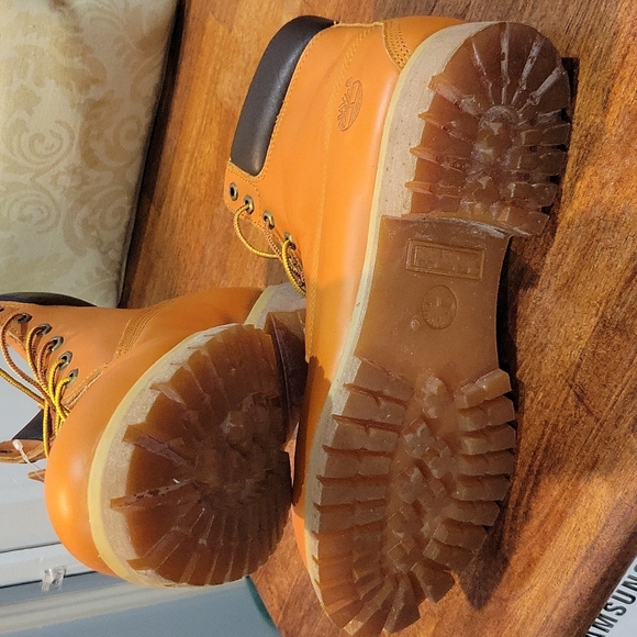 Timberland men boots  brownish orange color - Picture 6 of 8